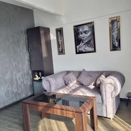 Days Hotel Yerevan Exterior foto