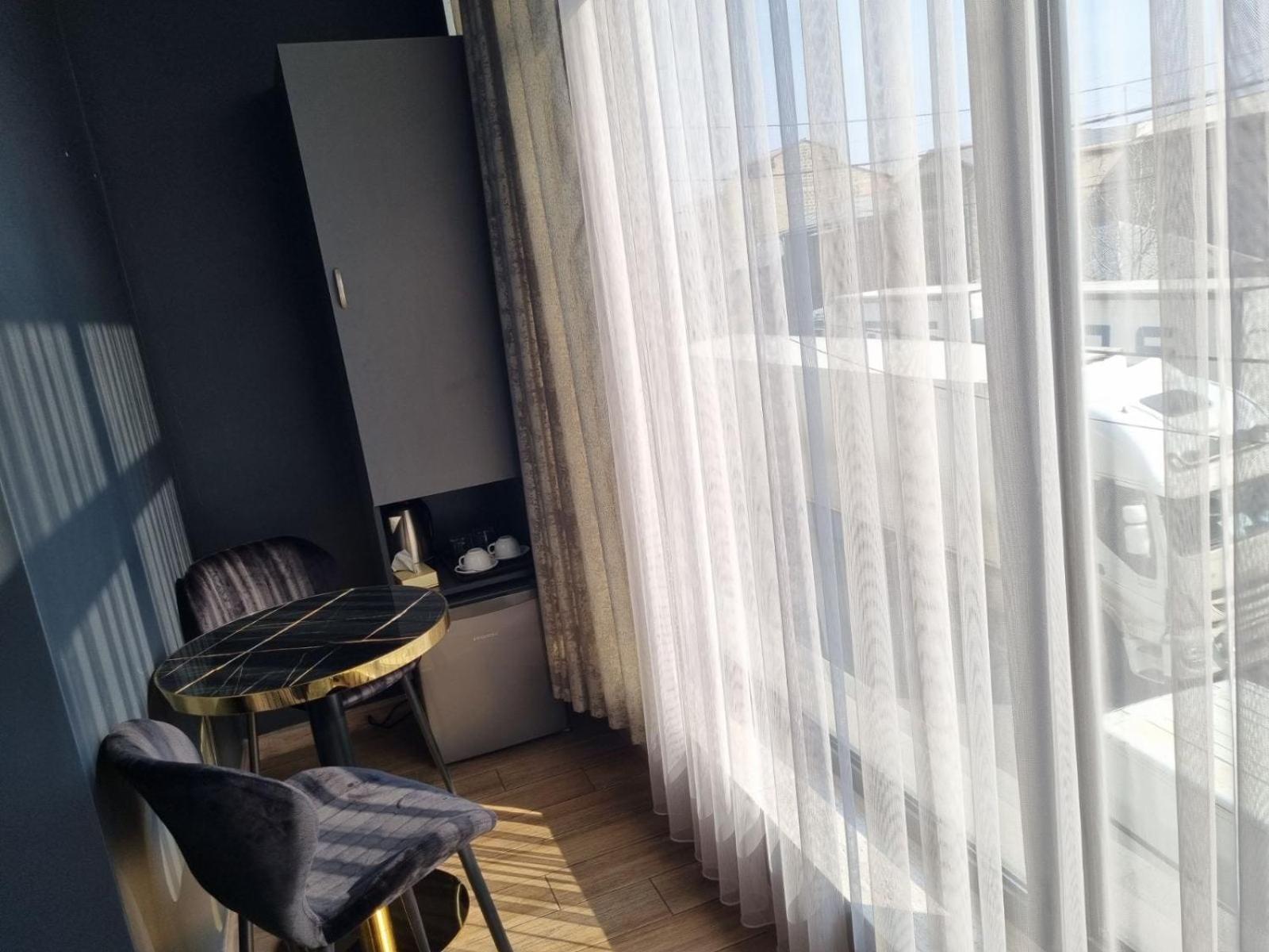Days Hotel Yerevan Exterior foto